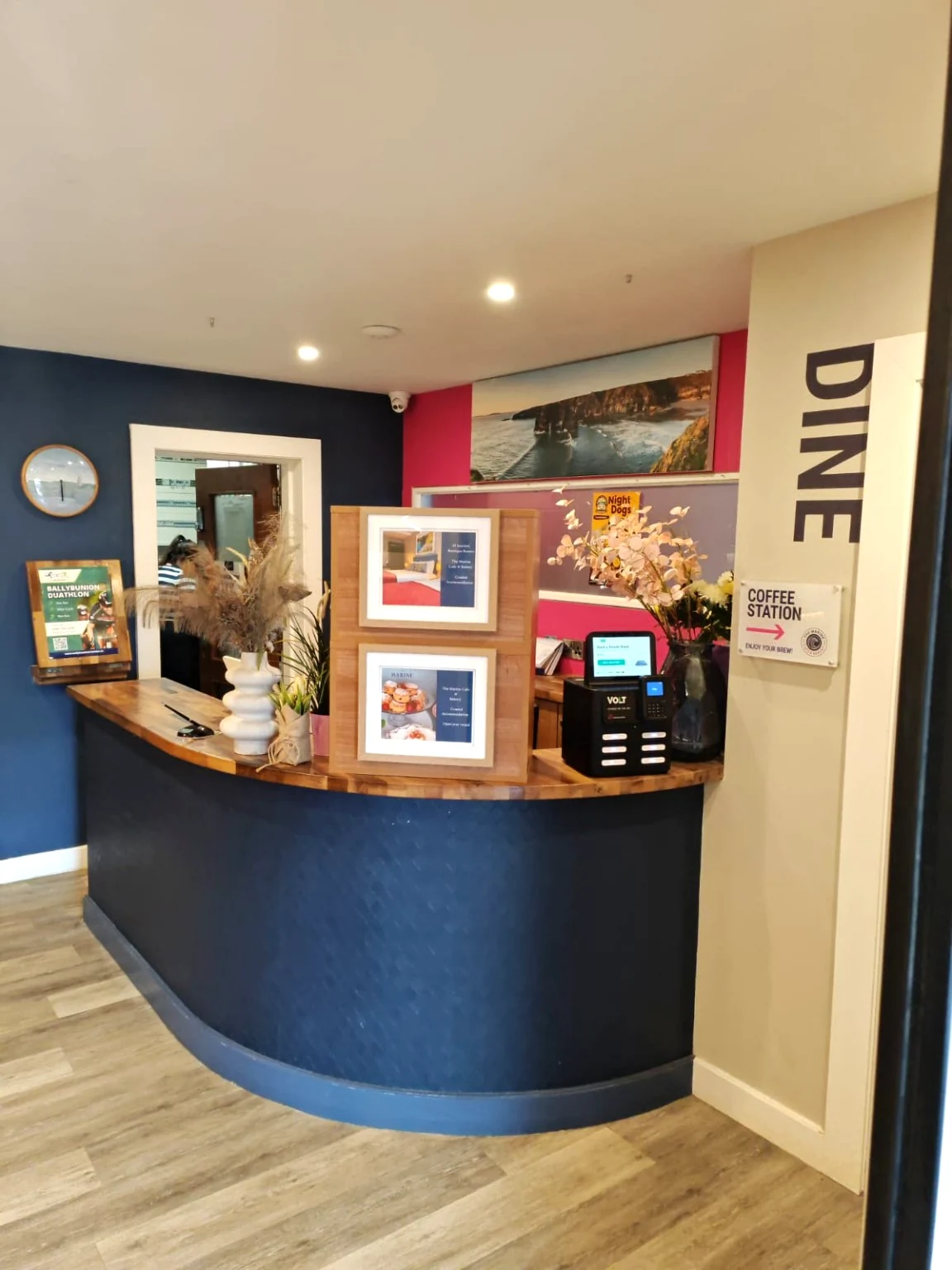 VOLT station in a retail environment